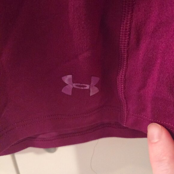 Underarmour long sleeve - Picture 3 of 3